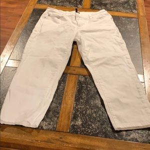 Eileen Fisher White Cropped Jeans